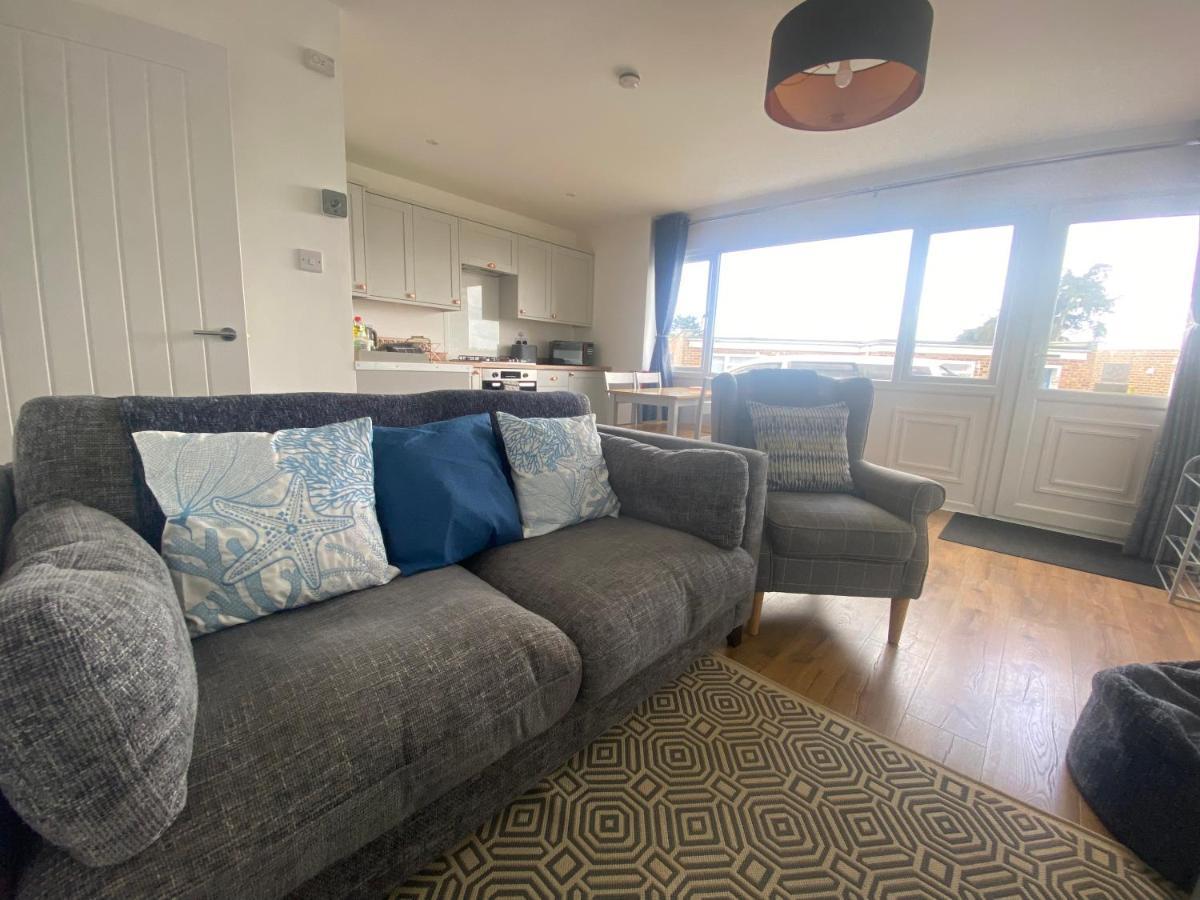 Beau - Brambles Chine, Colwell Bay - 5 Star Wifi - Short Walk To The Hut And Beach - 1 Night Stays Available - Ferry Offers Freshwater Exterior foto