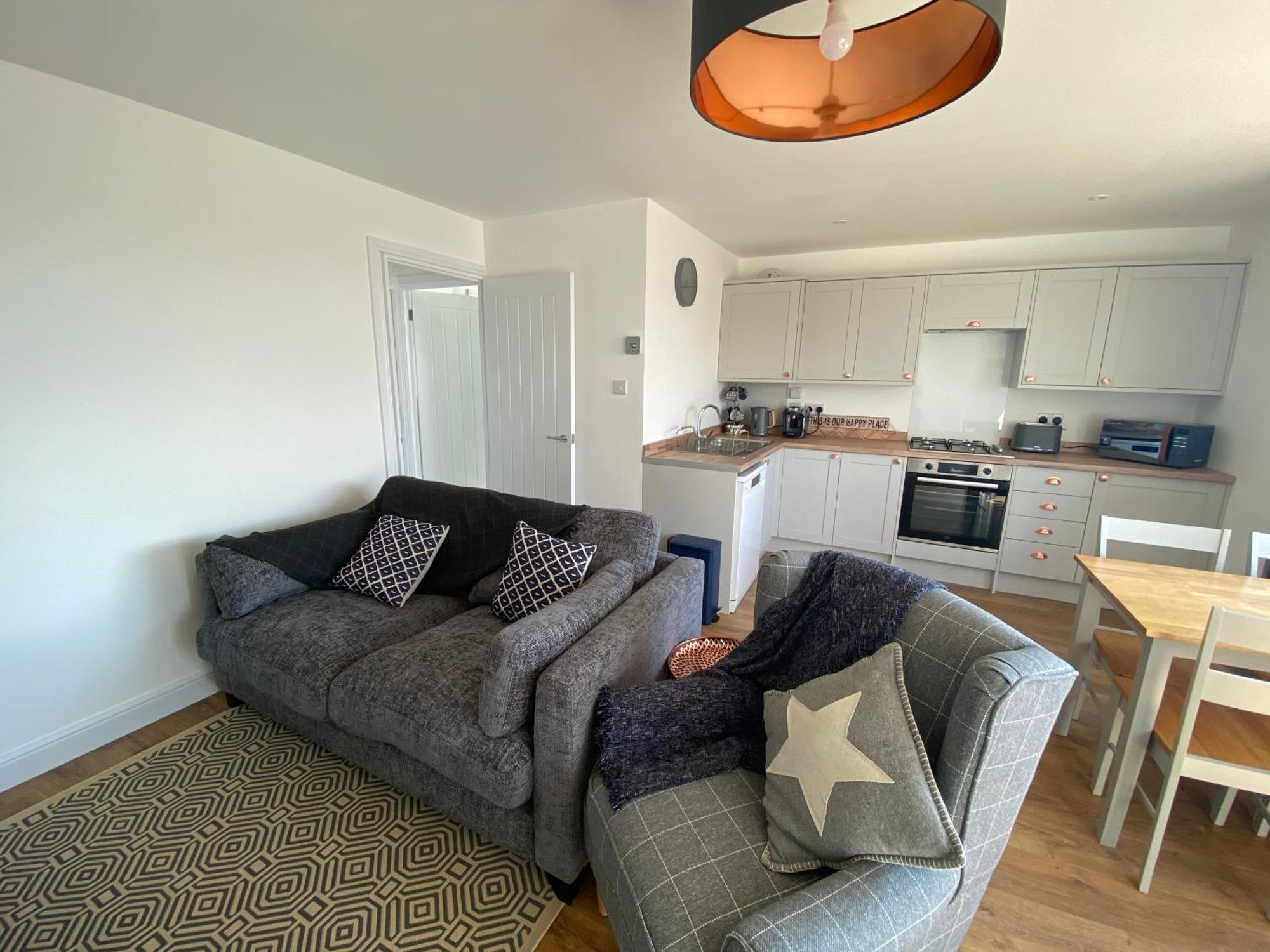 Beau - Brambles Chine, Colwell Bay - 5 Star Wifi - Short Walk To The Hut And Beach - 1 Night Stays Available - Ferry Offers Freshwater Exterior foto
